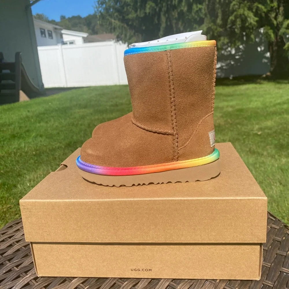 NWT/NIB UGG Classic Short Toddler Rainbow Shearling Lined Boots in Chestnut (8)